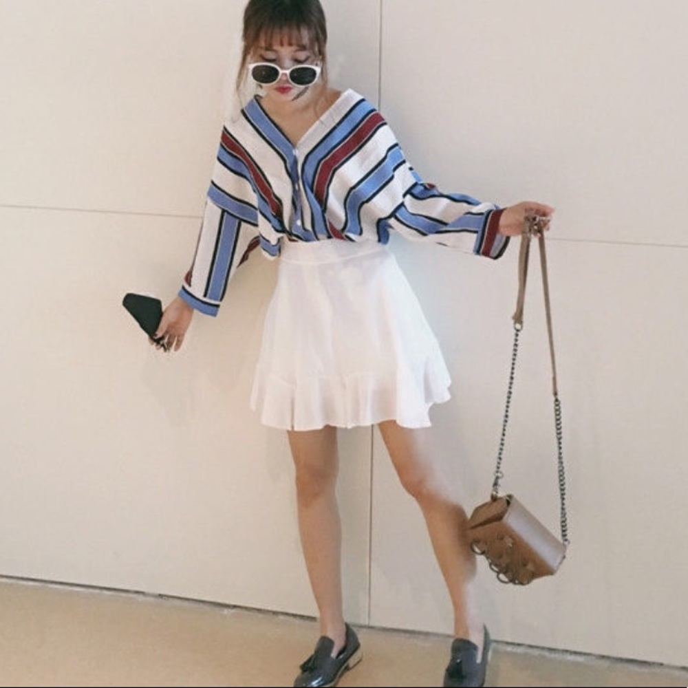 Striped Korean Fashion Button Top - Picture 3 of 5